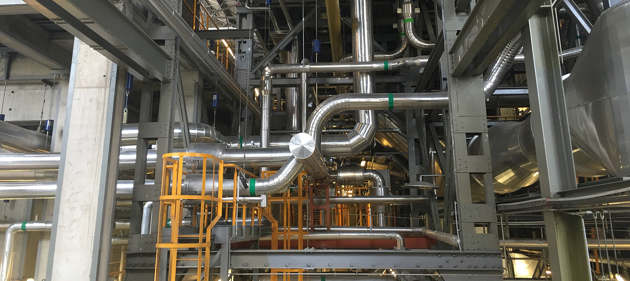 Two People Smiling (2) Teleriscaldamento